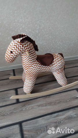 Игрушка качалка лошадь