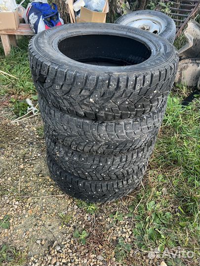 Dunlop SP Winter Ice 02 185/60 R15