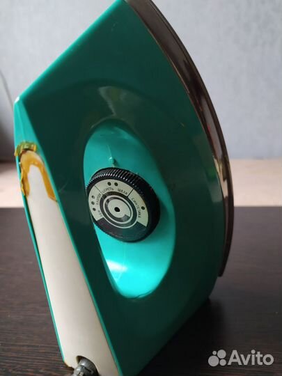 Утюг советский ут 1000 ГОСТ с терморегулятором
