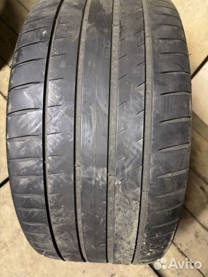 Michelin Pilot Sport 4 275/40 R19 105Y