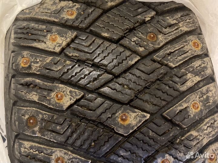 Goodyear Ultragrip Ice Arctic 215/55 R17 98T