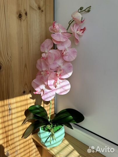 Орхидея искусственная