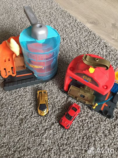 Hot wheels треки