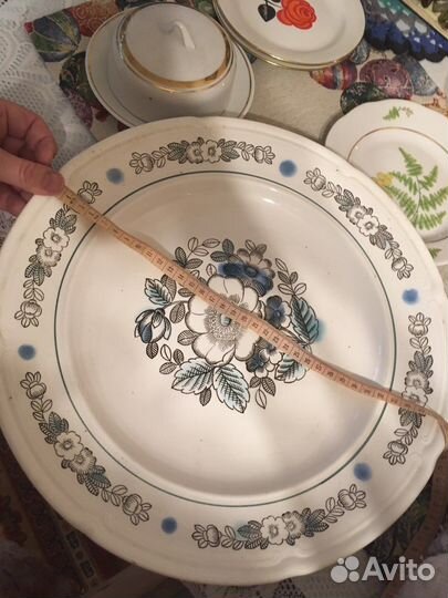 Блюдо зик,большое,конфетницы,чайники и другое,ссср