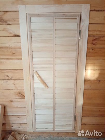 Двери деревянные для бани и сауны