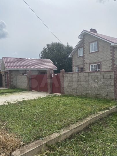 Дом 217 м² на участке 7 сот.