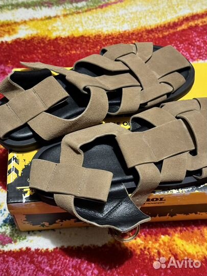 Сандалии женские