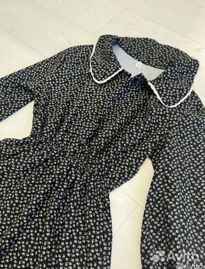 Винтажное платье и брошь