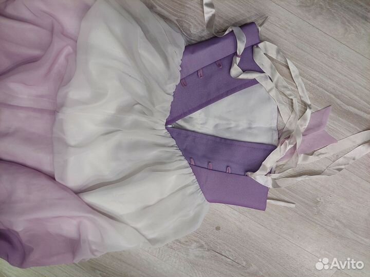 Платье для девочки на празник