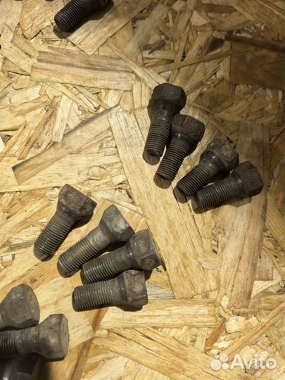 Болты колесные на ваз разные, длинные, короткие