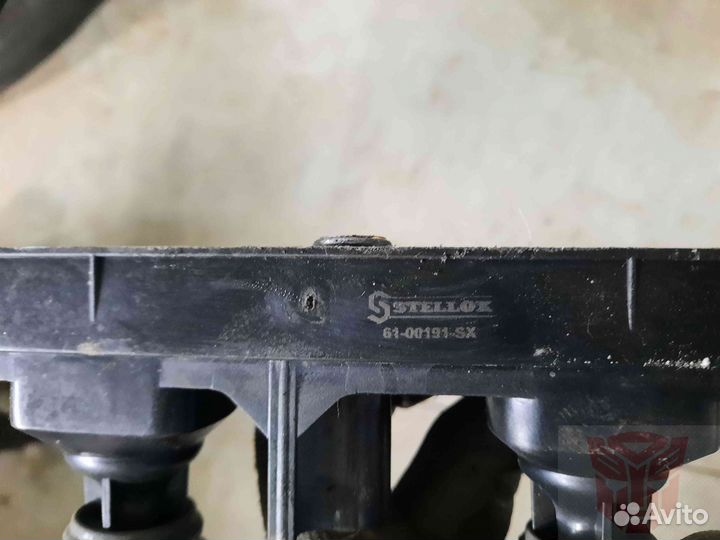 Рейка топливная (рампа) Peugeot Пежо 407 6D