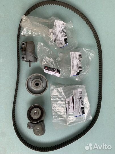 Ролик, натяжитель грм mitsubischi outlander 3.0