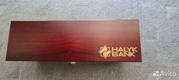 Набор для вина 5 предметов: кейс