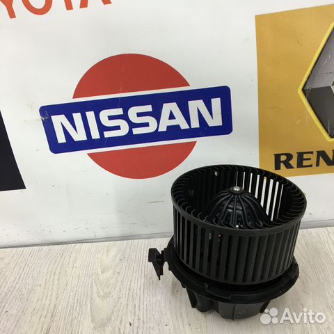 Вентилятор мотор печки отопителя Renault duster