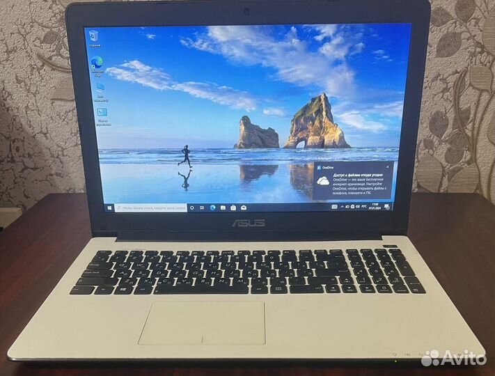 Ноутбук Asus x502c