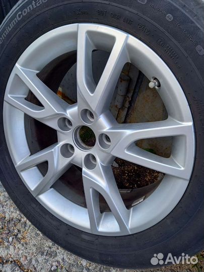 R17 Continental ContiPremiumContact 2 215/55, PCD 5x112 DIA 57.1