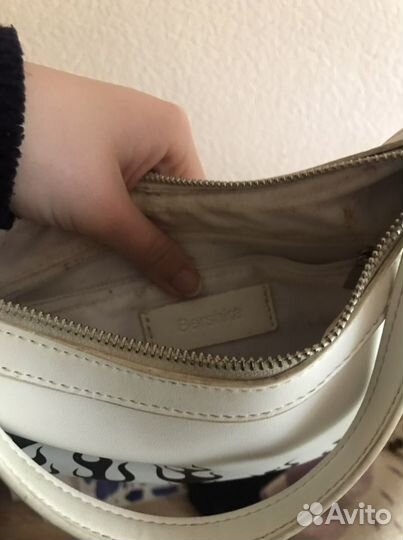 Сумка багет бершка белая с огнем