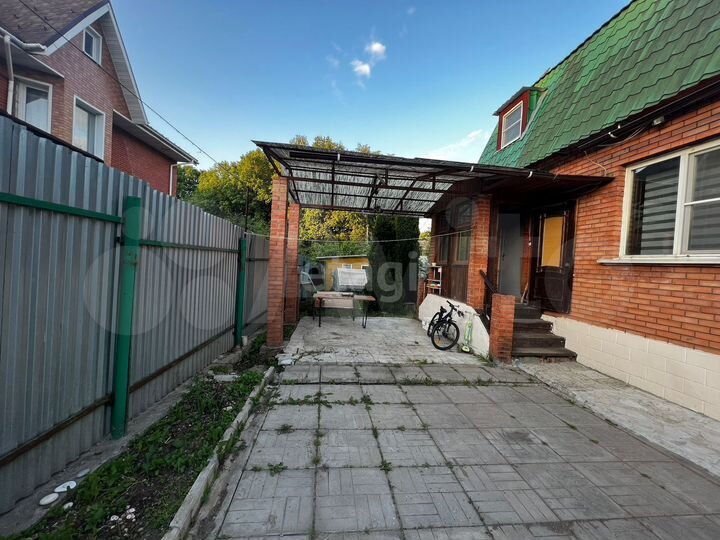 Дом 140 м² на участке 6,1 сот.