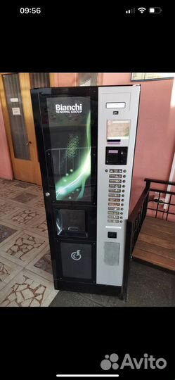 Вендинговый автомат кофе, газировка