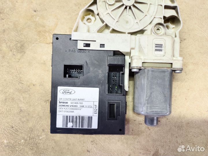 Моторчик стеклоподъёмника передний правый ford