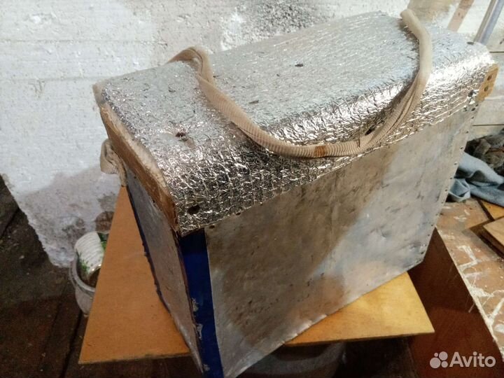 Рыбацкий ящик зимний с пренадлежнастями