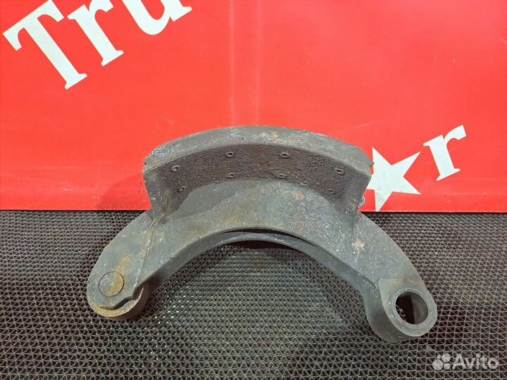 Колодка барабанного тормоза задняя