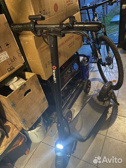 Электросамокат iconbit trident 105