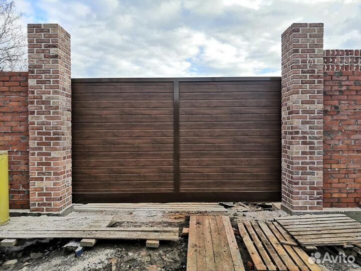 Откатные ворота m произв Алютех установка