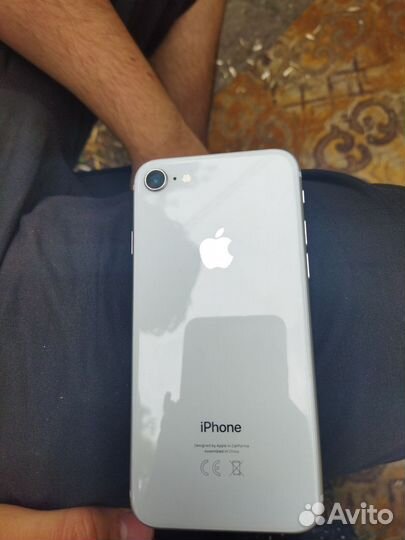 iPhone 8 64gb