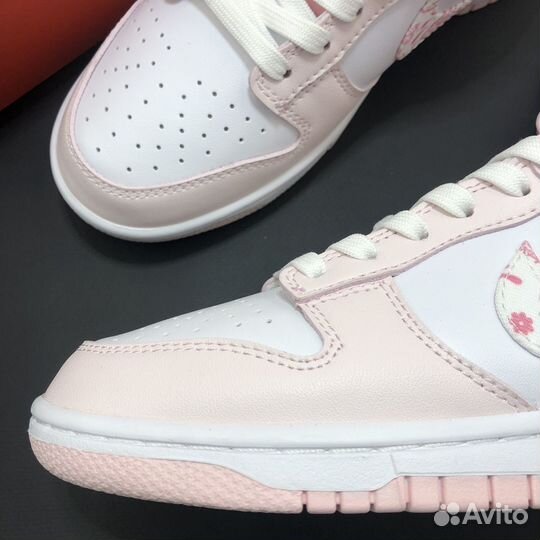 Кроссовки Nike Dunk Low Pink Paisley