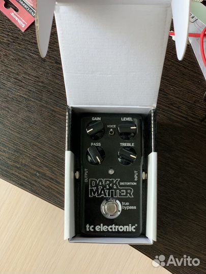 Гитарная педаль Dark Matter tc electronic