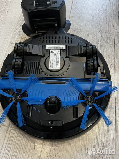 Робот-пылесос Philips FC8776 на запчасти