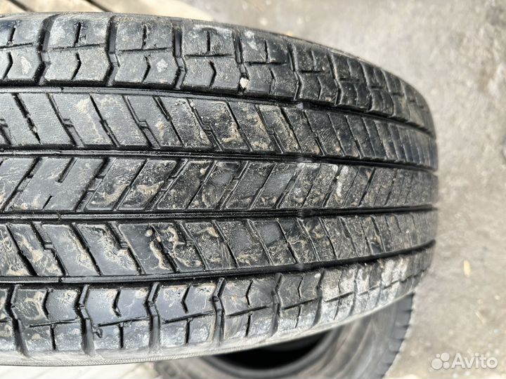 Шины 225 65 r17 летние бу