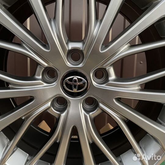 Диски новые 18 дюймов 5/114,3