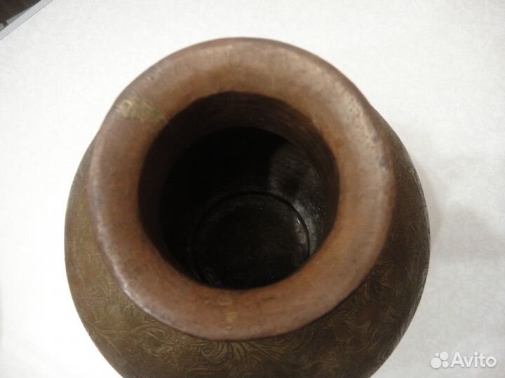 Ваза металлическая Индия