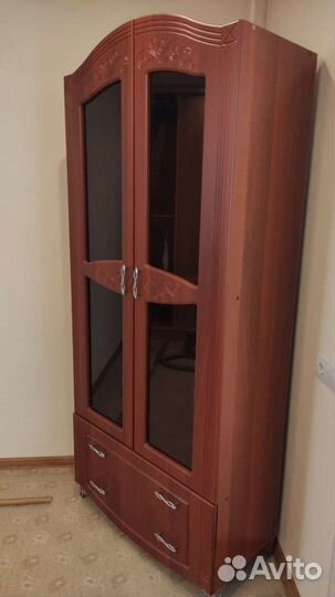 Буфеты и серванты