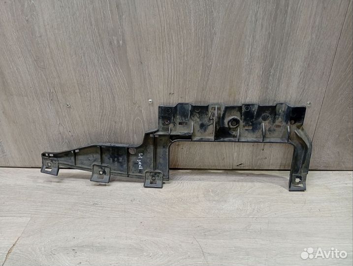 Крепление бампера заднее Bmw 3 E90 N46B20 11