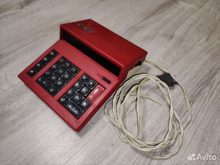 Советский калькулятор Электроника мк 42