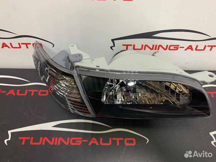 Фары на Corolla 110 темные новые