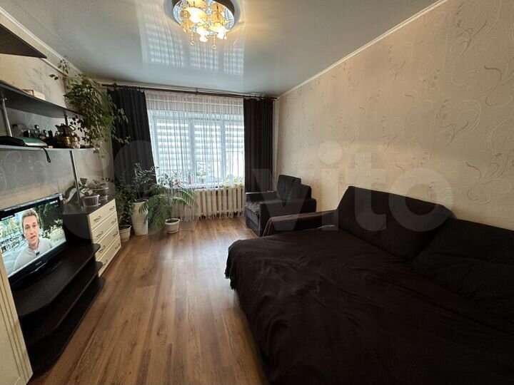 2-к. квартира, 49 м², 5/5 эт.