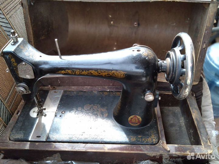 Швейная машинка