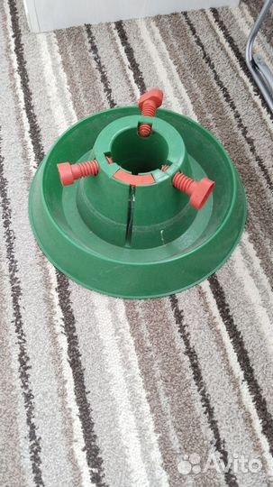 Подставка под елку