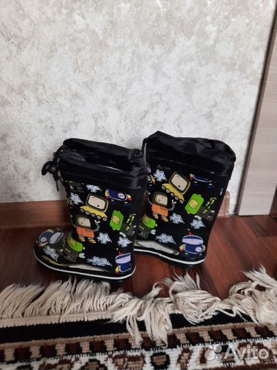 Резиновые сапоги