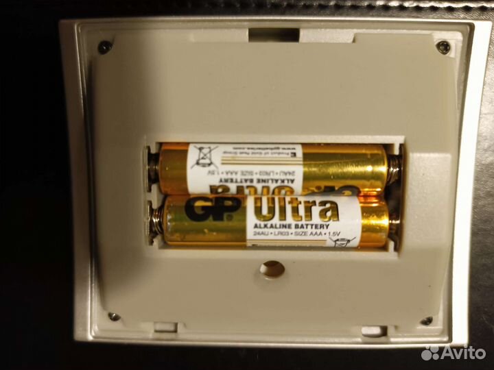 Часы Casio настольные