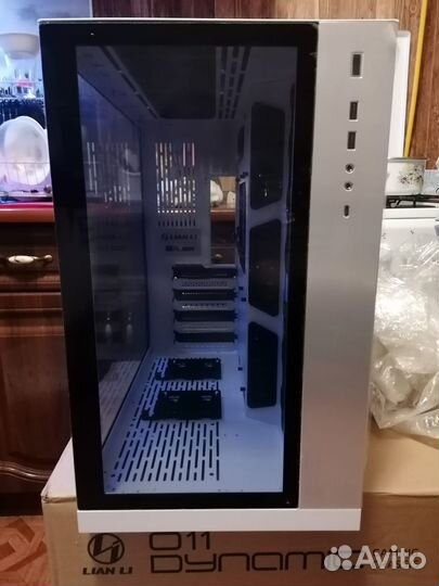 Корпус Lian Li pc o11 dynamic (новый)