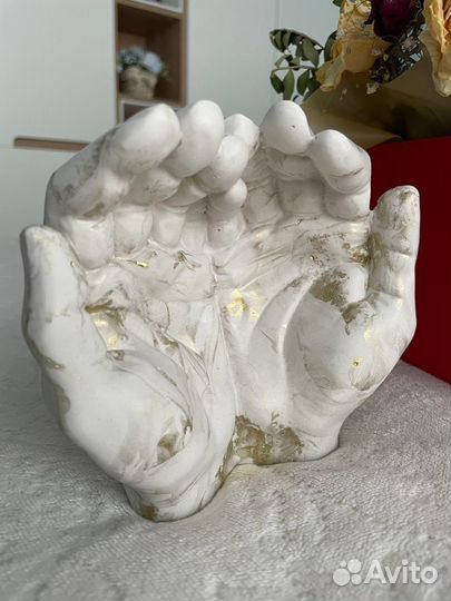 Кашпо из гипса- «Руки Давида»