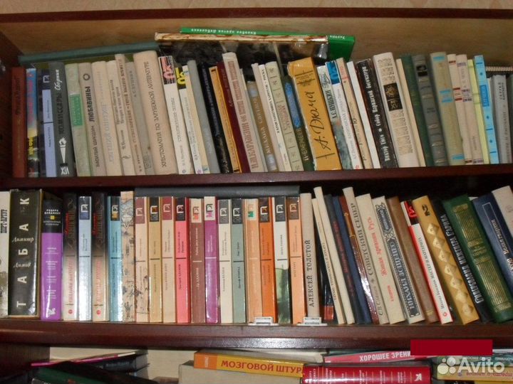 Продам книги