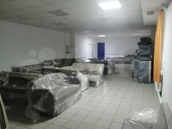 Торговая площадь, 275 м²