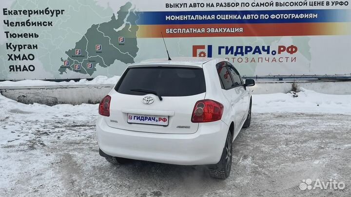 Ступица задняя Toyota Auris (E150) 4245002120