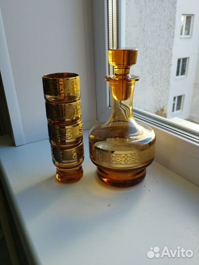 Графин в наборе стопки